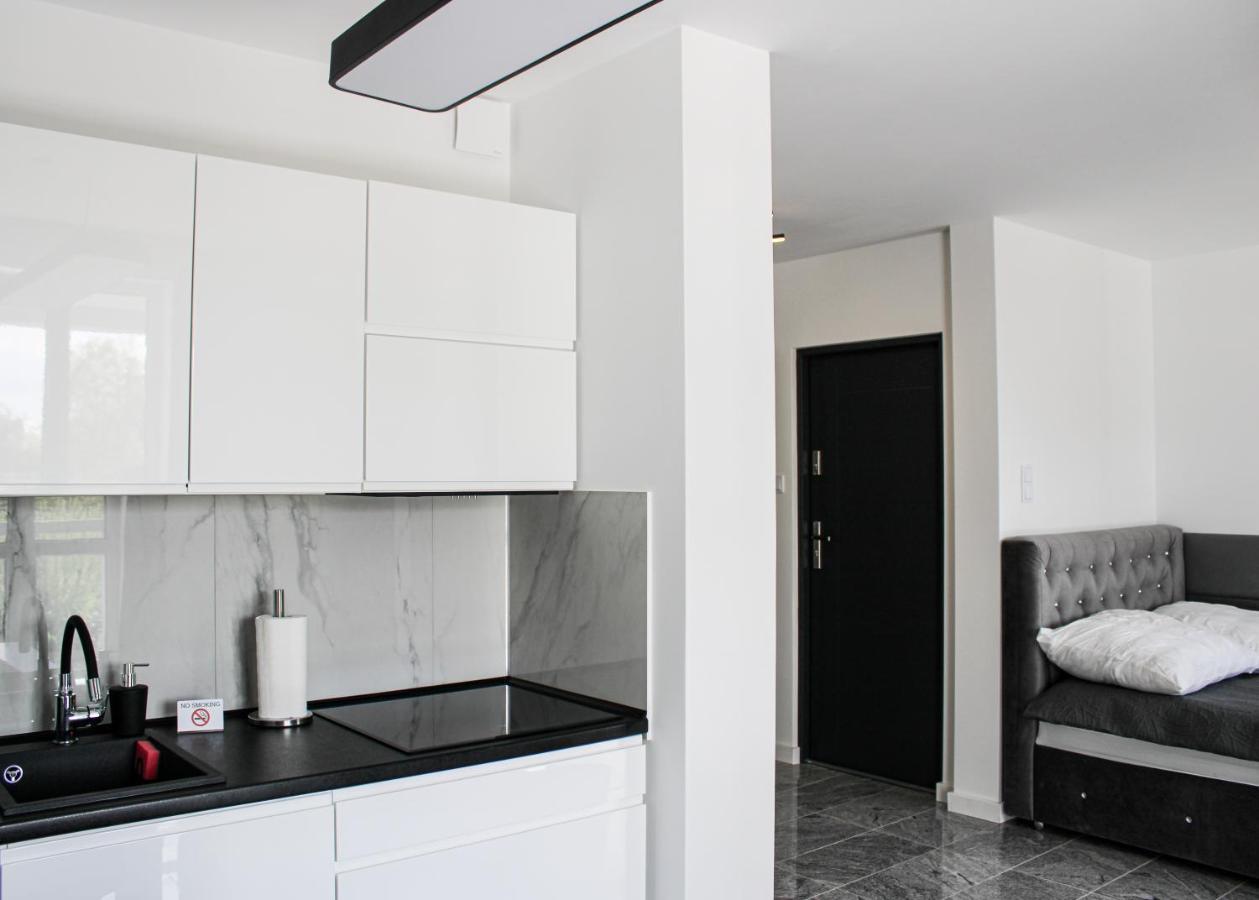 Apartament Black-Niska Z Garazem Podziemnym Kielce Ngoại thất bức ảnh